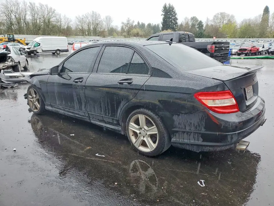 2011 MERCEDES-BENZ C 300  