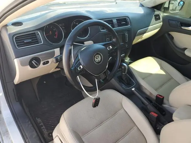 2015 VOLKSWAGEN JETTA SE  