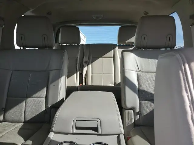 2010 LINCOLN NAVIGATOR   