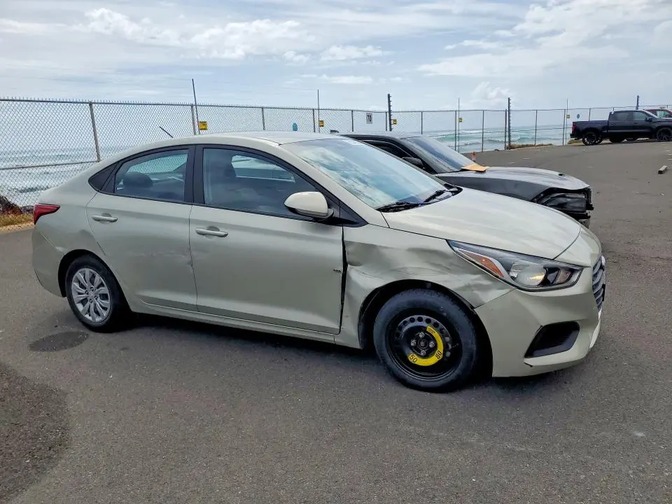 2018 HYUNDAI ACCENT SE  