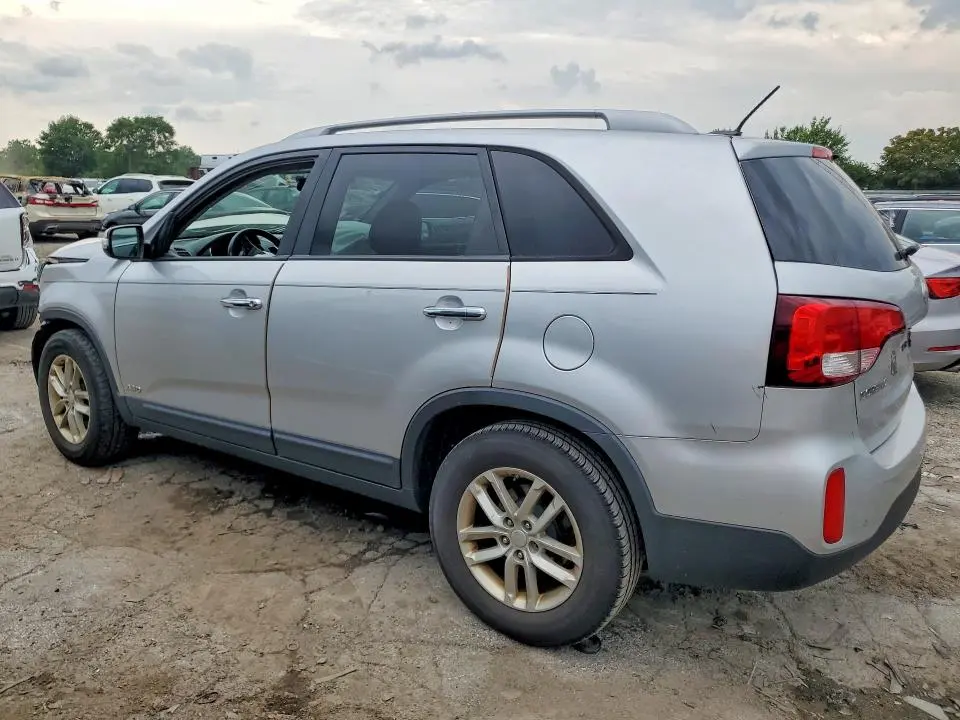 2015 KIA SORENTO LX  