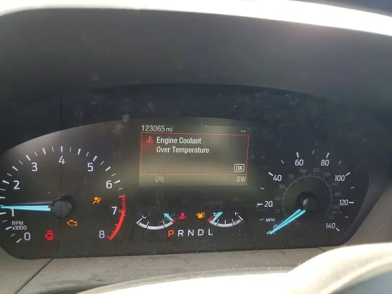 2020 FORD ESCAPE SE  