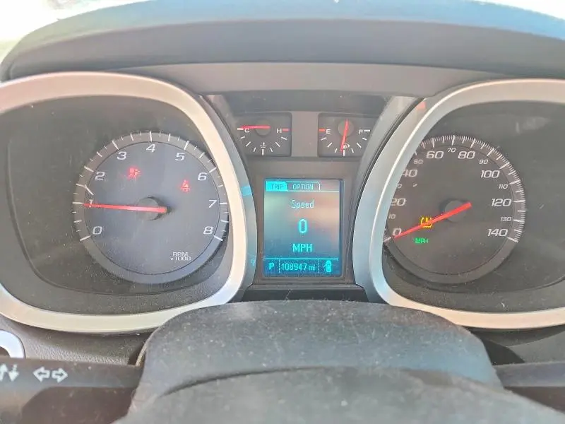 2017 CHEVROLET EQUINOX LT  