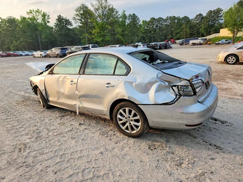 2015 VOLKSWAGEN JETTA SE  