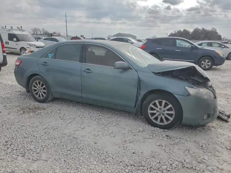2010 TOYOTA CAMRY SE  