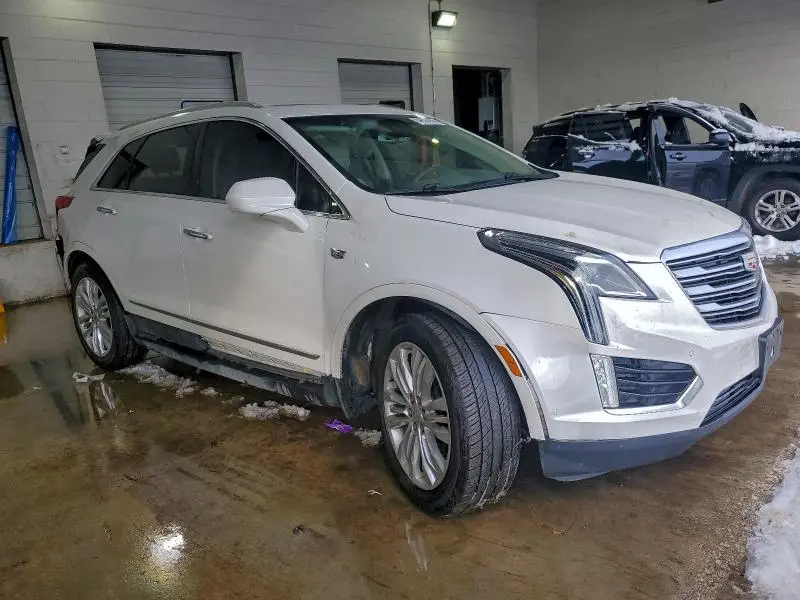 2018 CADILLAC XT5 PREMIUM LUXURY  