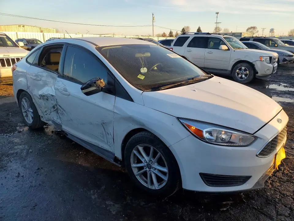 2017 FORD FOCUS SE  