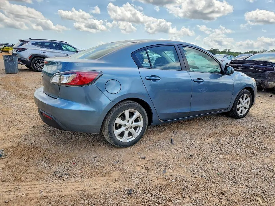2010 MAZDA 3 I  