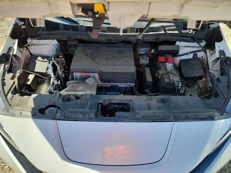 2018 NISSAN LEAF SL  