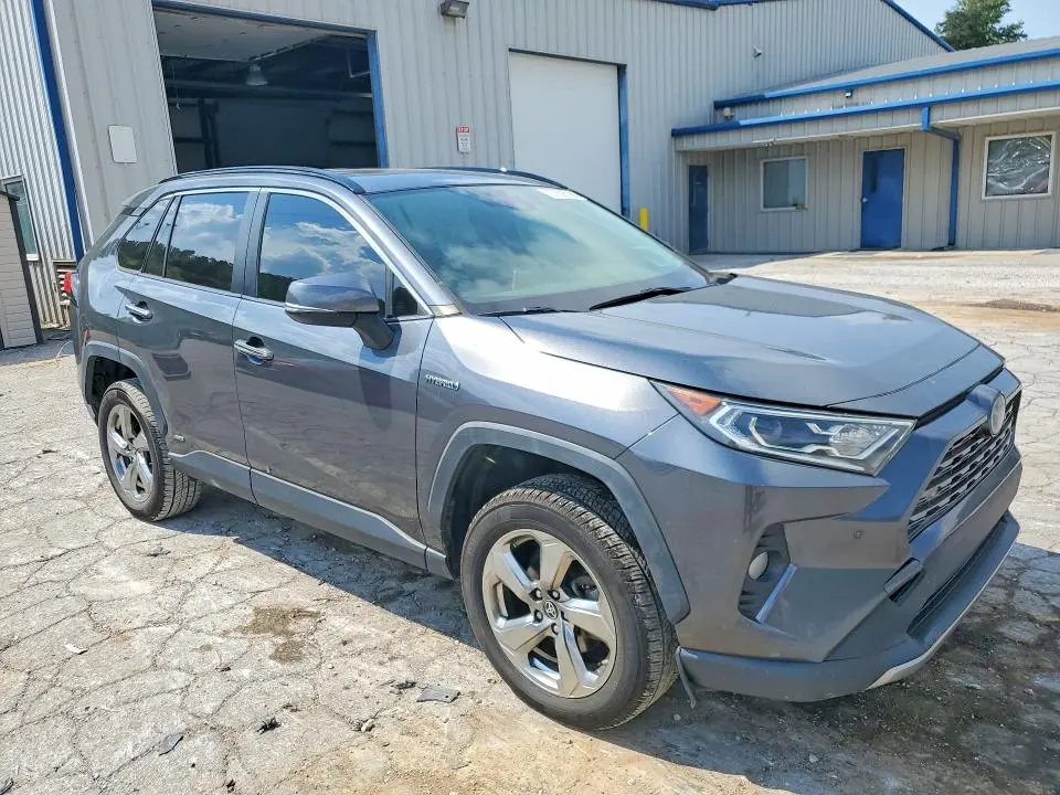 2019 TOYOTA RAV4 LIMITED  