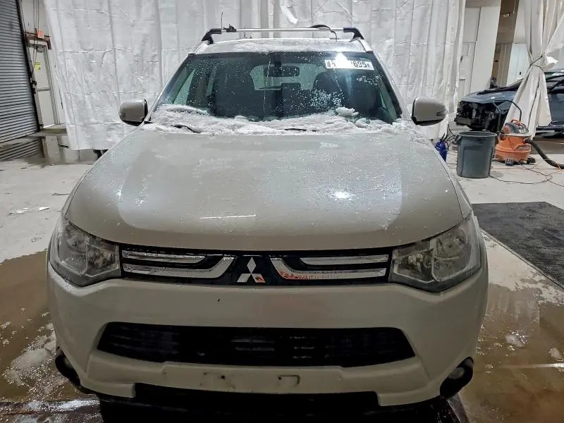 2014 MITSUBISHI OUTLANDER SE  