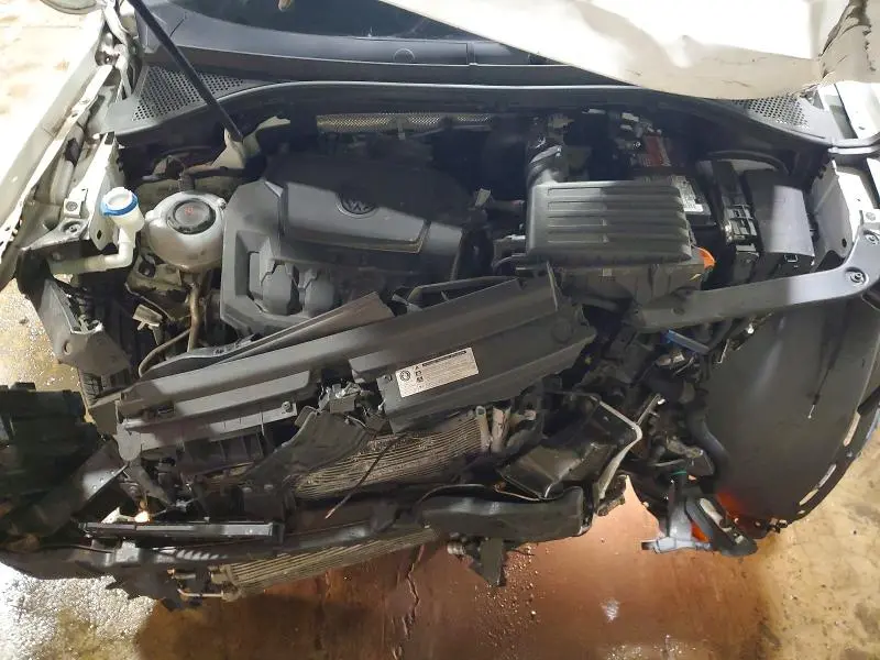 2018 VOLKSWAGEN TIGUAN SE/SEL  