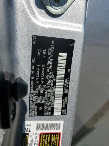 2020 TOYOTA HIGHLANDER XLE  