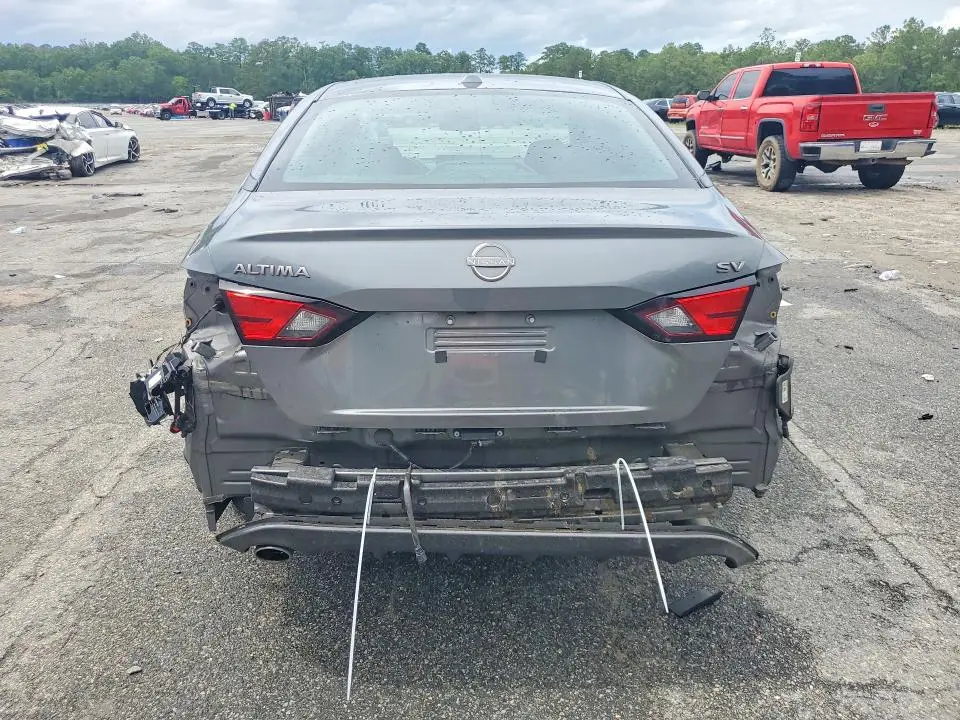 2023 NISSAN ALTIMA SV  