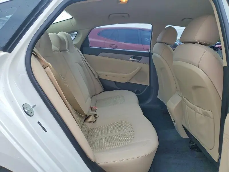 2019 HYUNDAI SONATA SE  