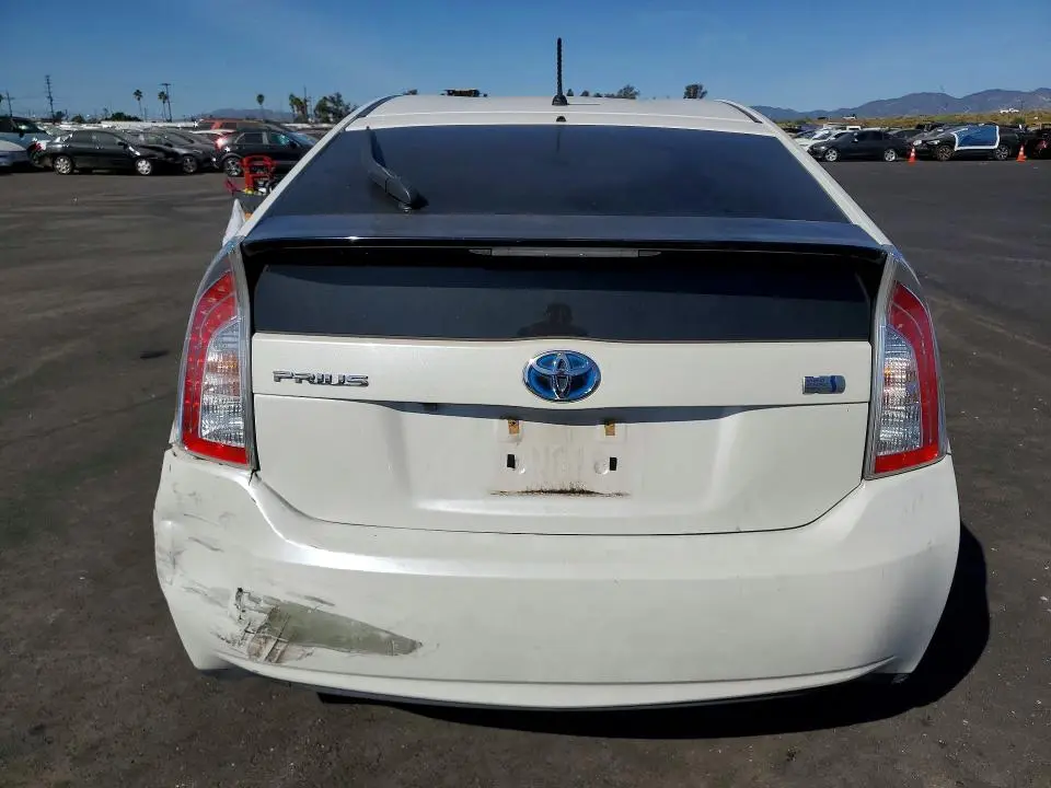 2014 TOYOTA PRIUS TWO  