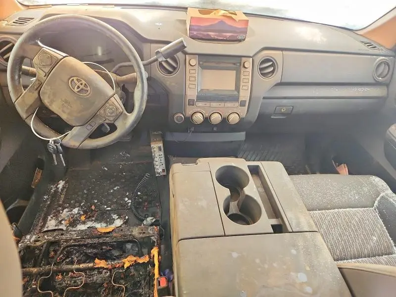 2018 TOYOTA TUNDRA DOUBLE CAB SR  