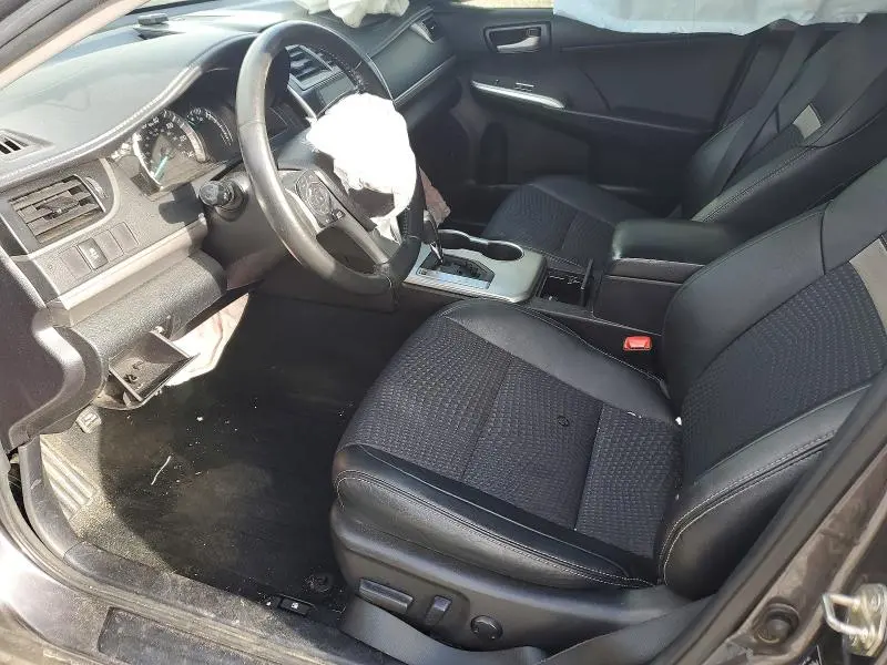 2014 TOYOTA CAMRY SE  
