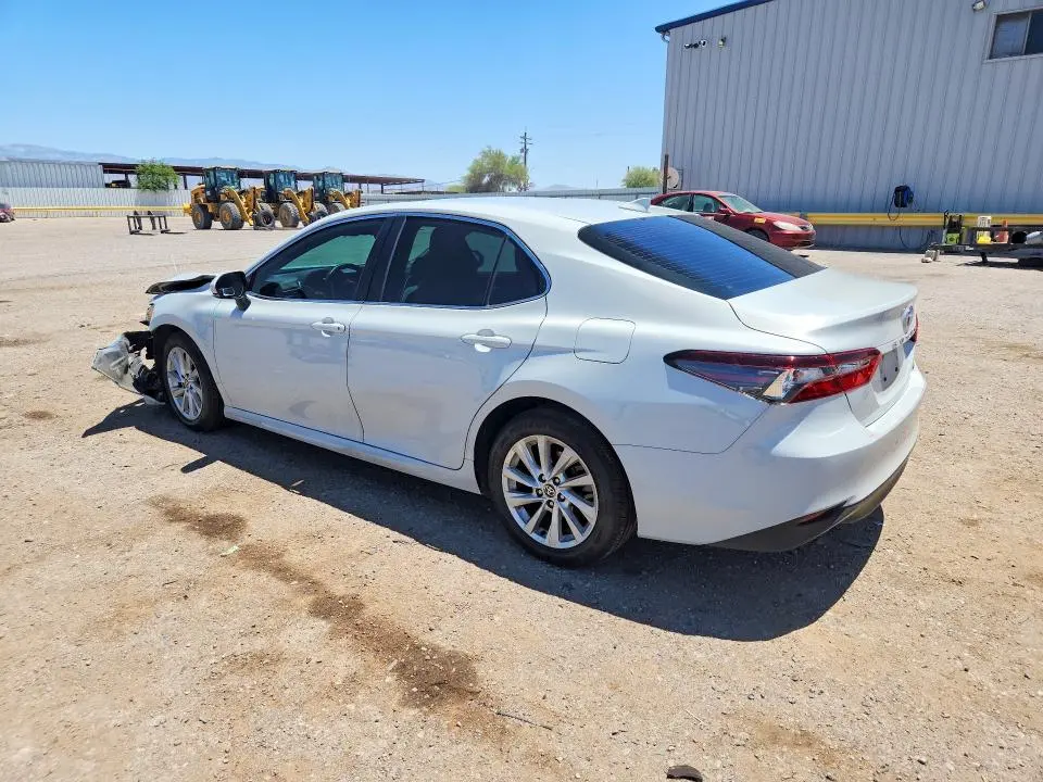 2024 TOYOTA CAMRY LE  