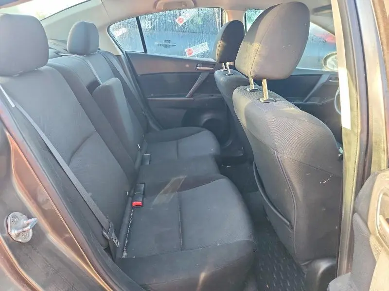 2011 MAZDA 3 I  