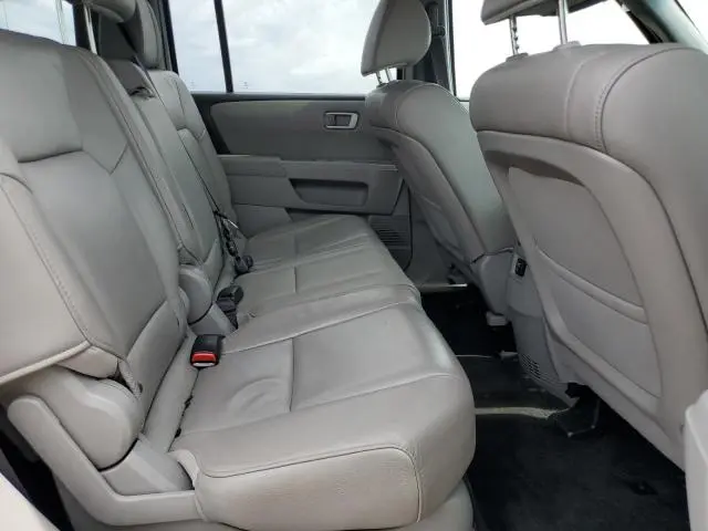 2012 HONDA PILOT EXLN  