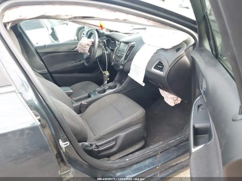 2018 CHEVROLET CRUZE LT AUTO