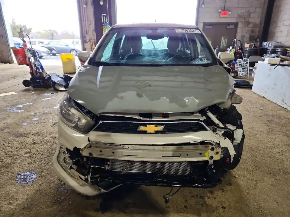 2016 CHEVROLET SPARK 1LT  