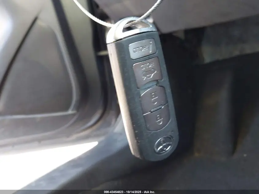 2017 TOYOTA YARIS IA  