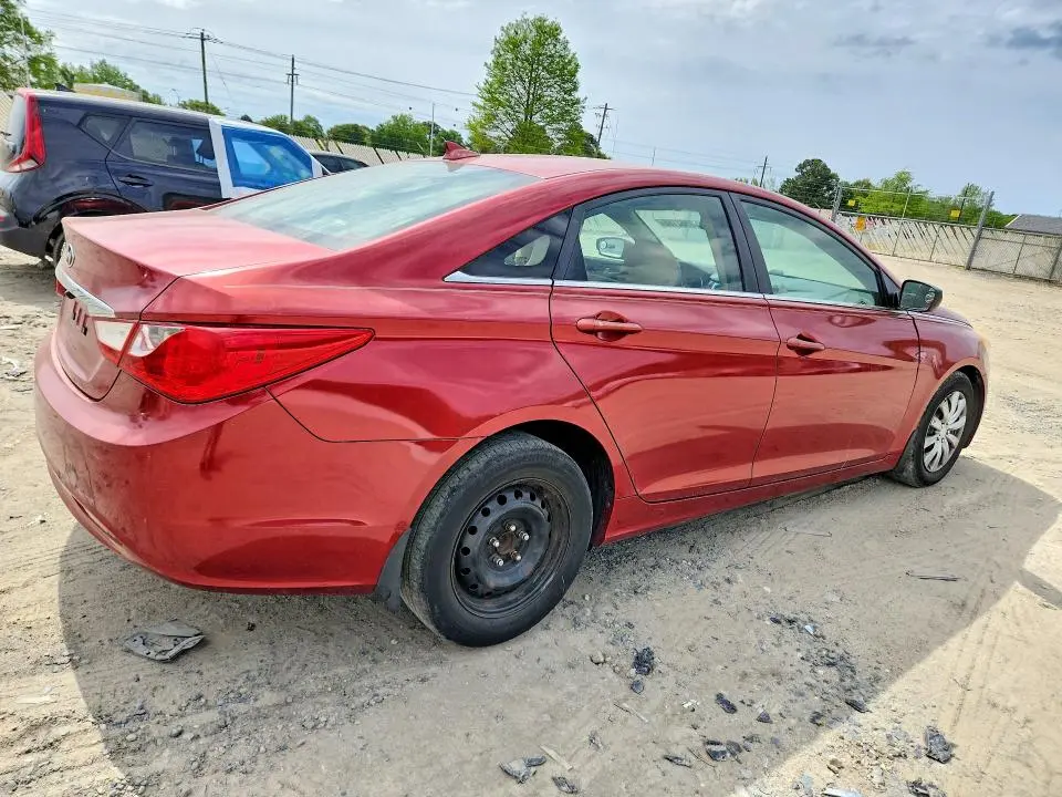 2013 HYUNDAI SONATA GLS  