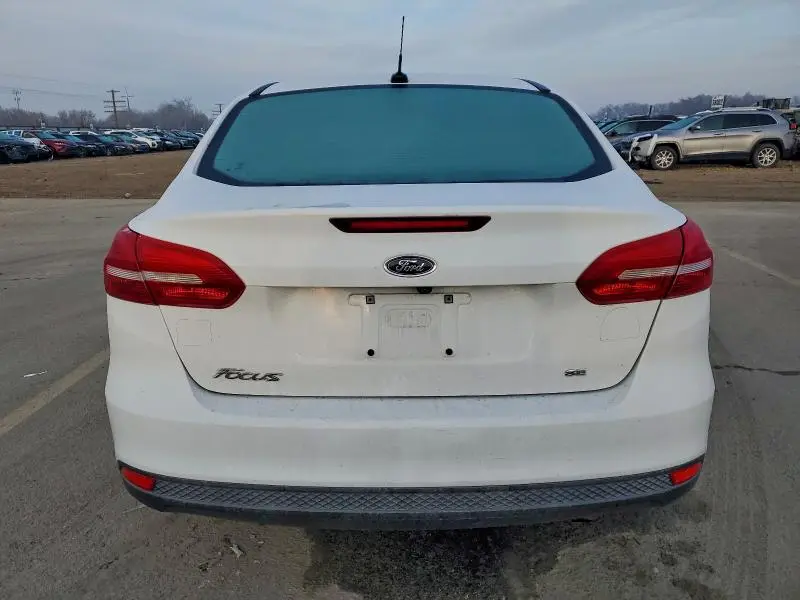 2017 FORD FOCUS SE  