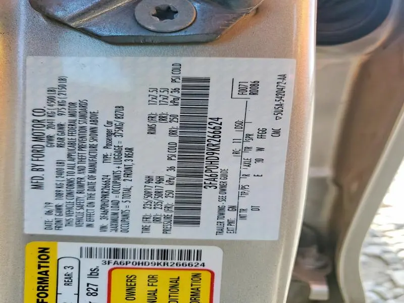2019 FORD FUSION SE  