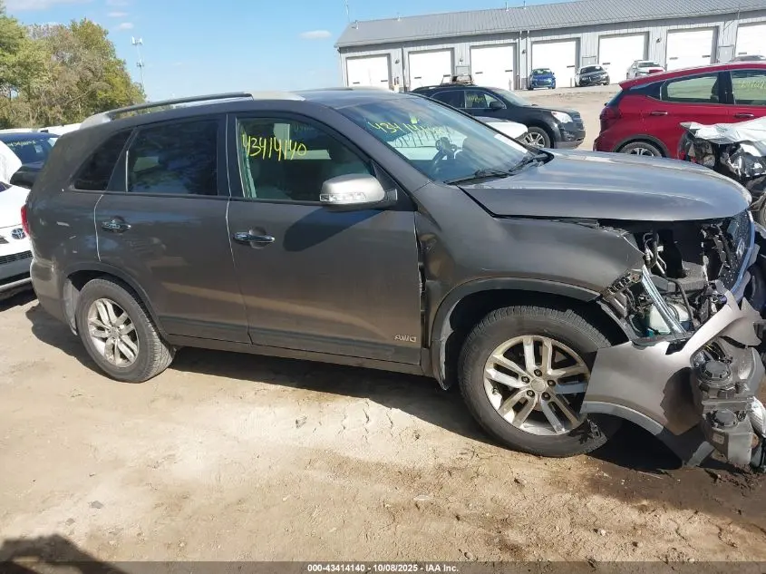2015 KIA SORENTO LX