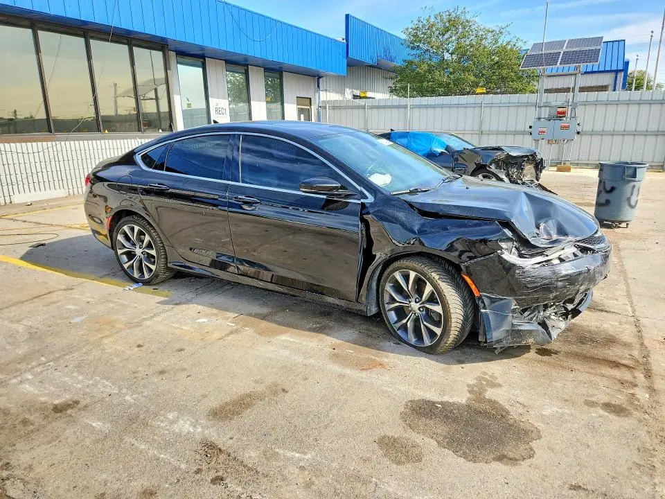 2015 CHRYSLER 200 C  