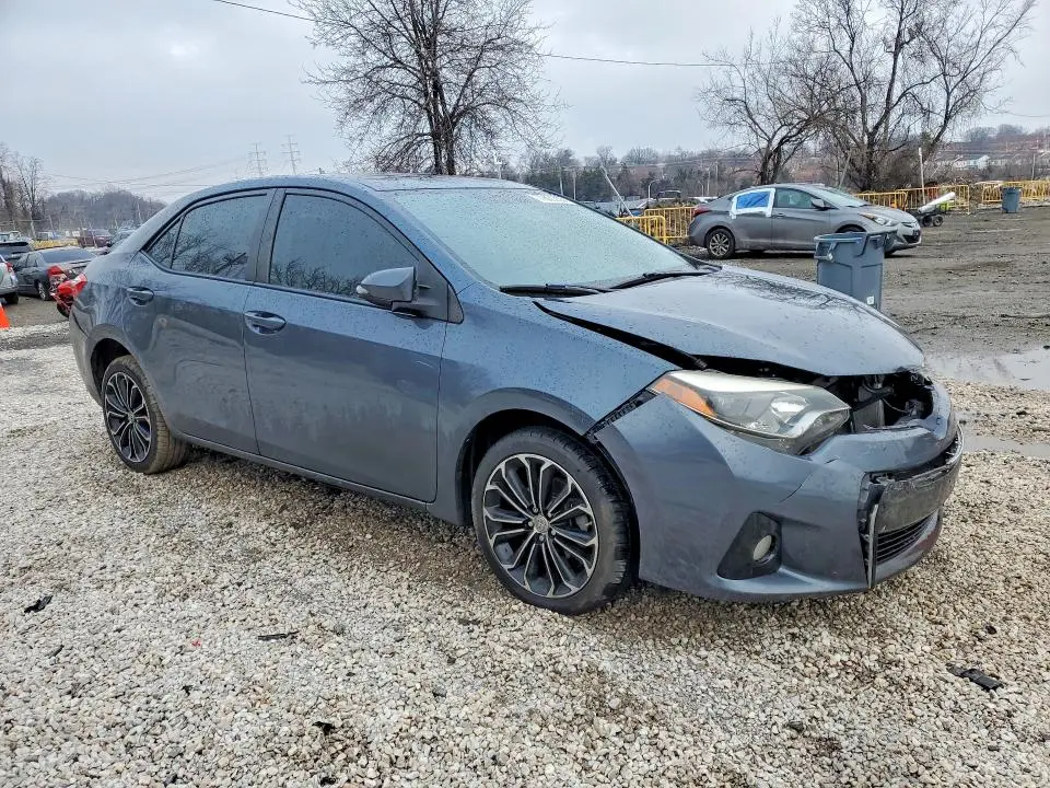 2015 TOYOTA COROLLA   