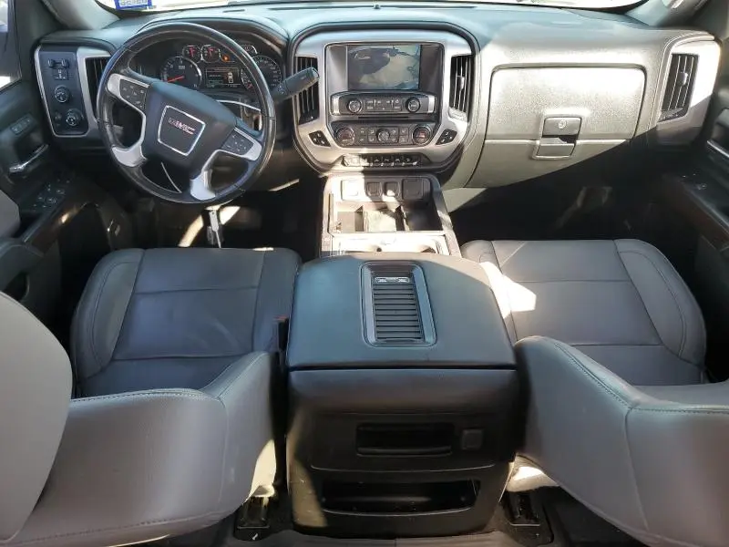 2018 GMC SIERRA K1500 SLT  