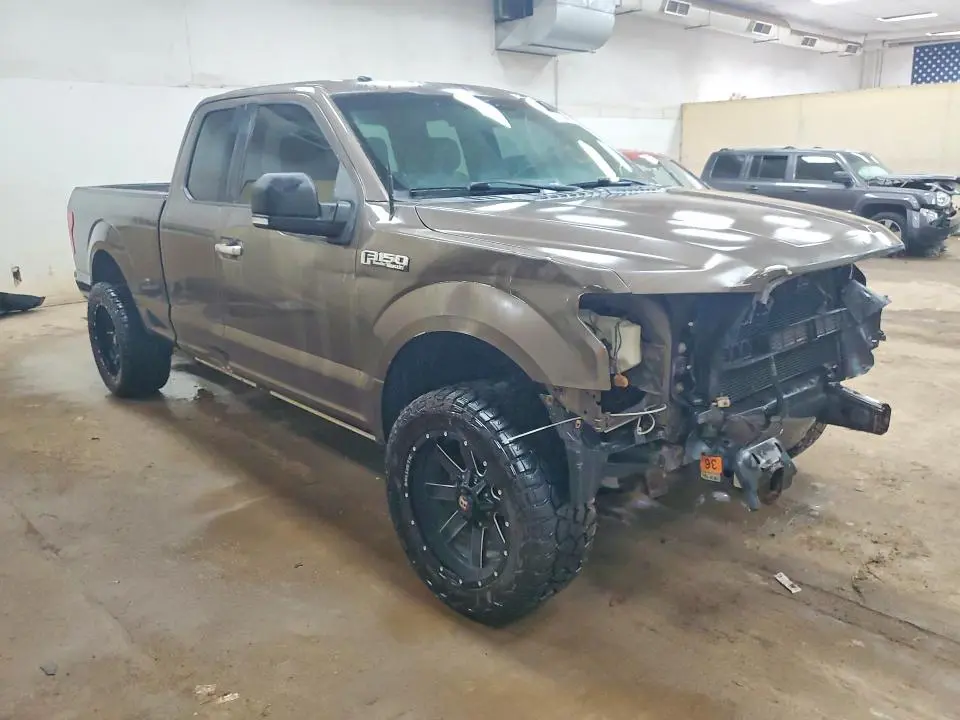 2016 FORD F150 SUPER CAB  