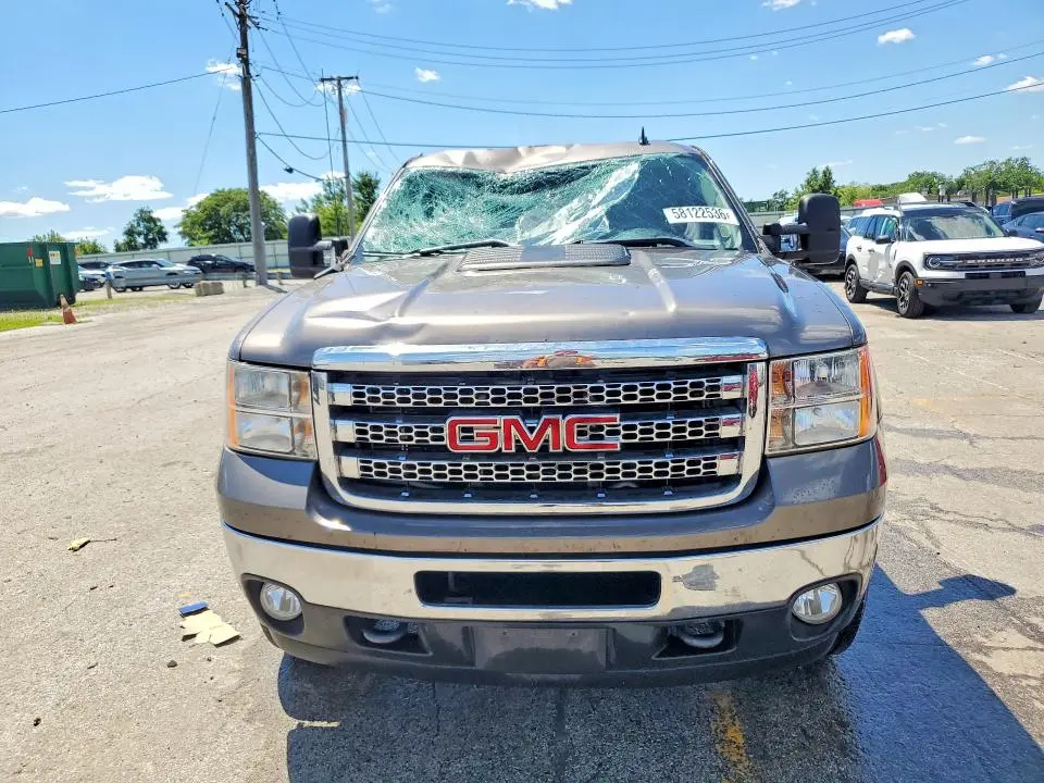 2012 GMC SIERRA K2500 SLT  