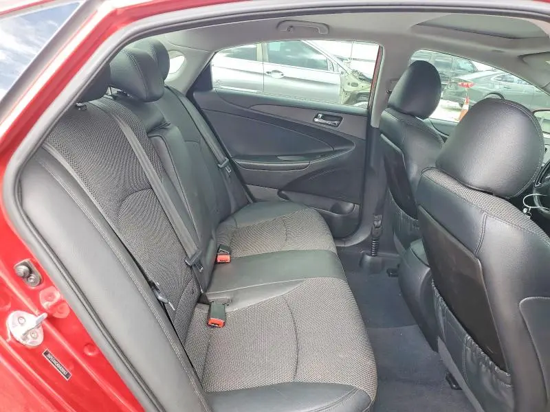 2013 HYUNDAI SONATA SE  