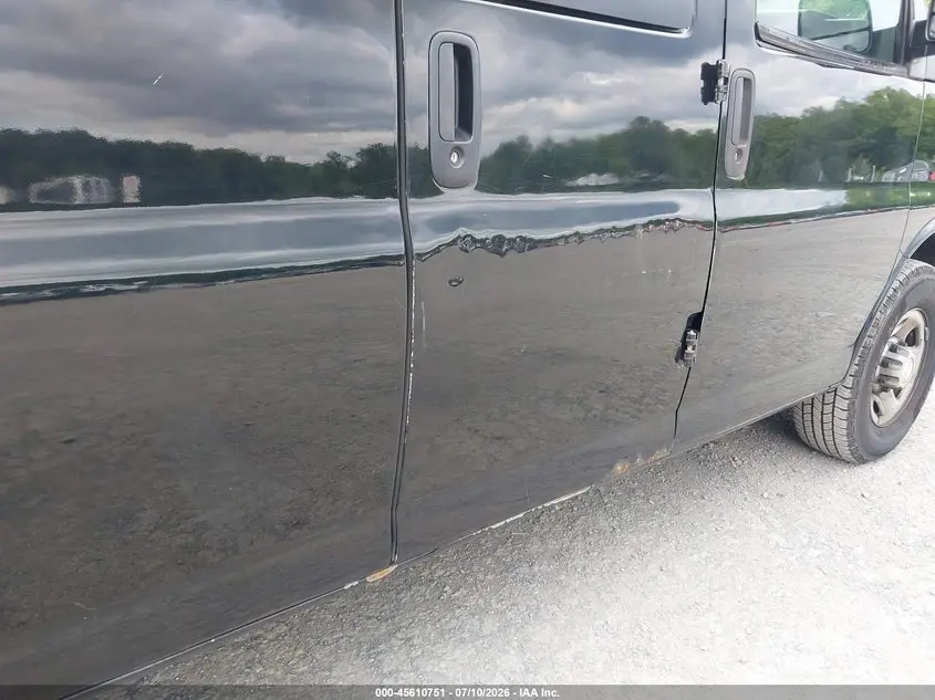 2017 CHEVROLET EXPRESS 3500 LT