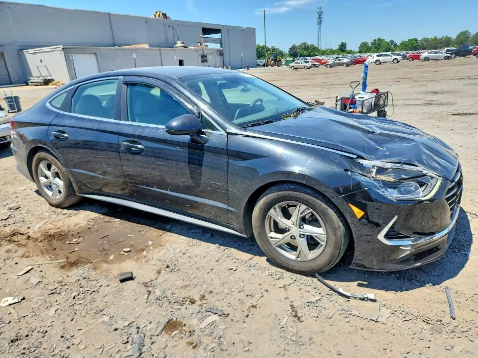 2020 HYUNDAI SONATA SE  