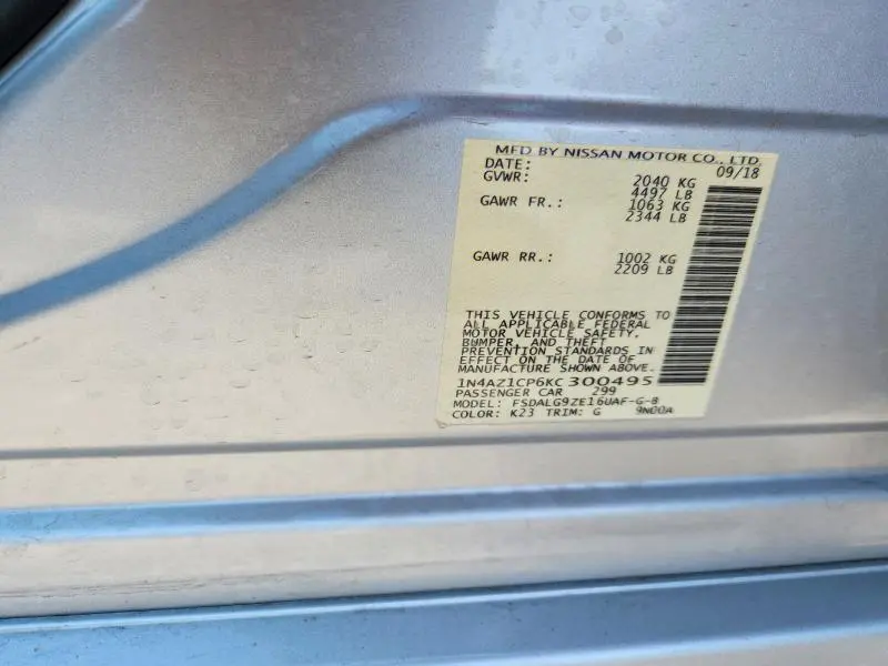 2019 NISSAN LEAF SL  
