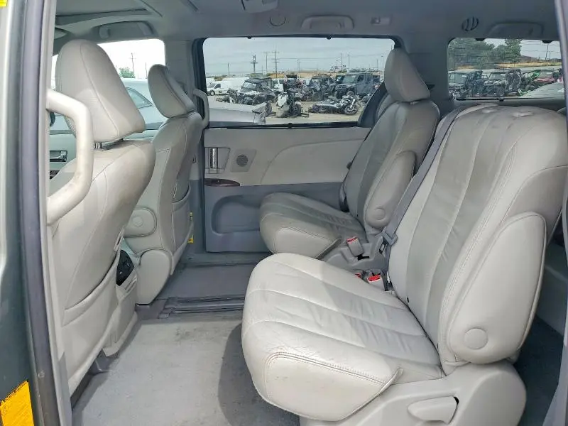 2011 TOYOTA SIENNA XLE 8-PASSENGER  
