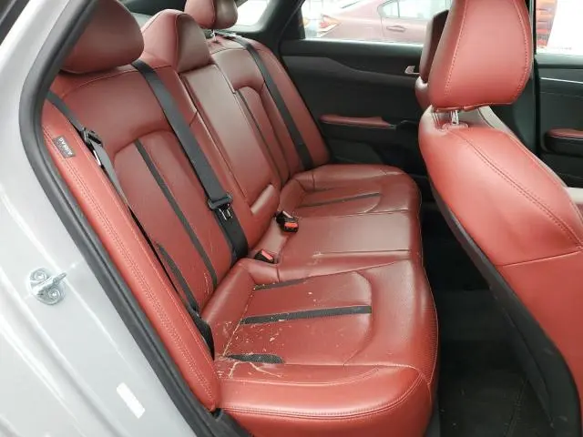 2021 KIA K5 GT LINE  