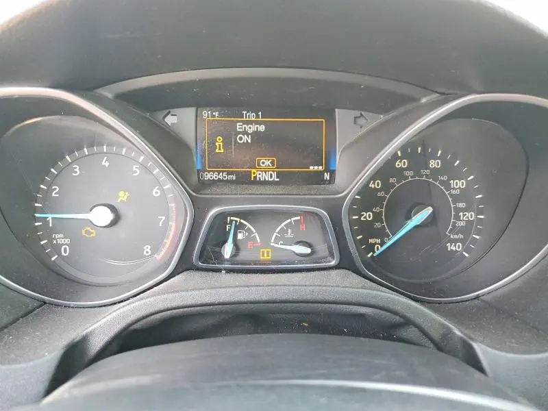 2015 FORD FOCUS SE  
