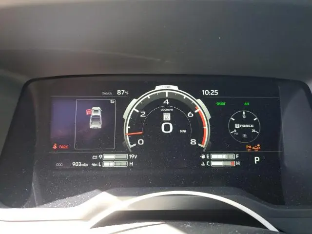 2025 TOYOTA TUNDRA CREWMAX LIMITED  