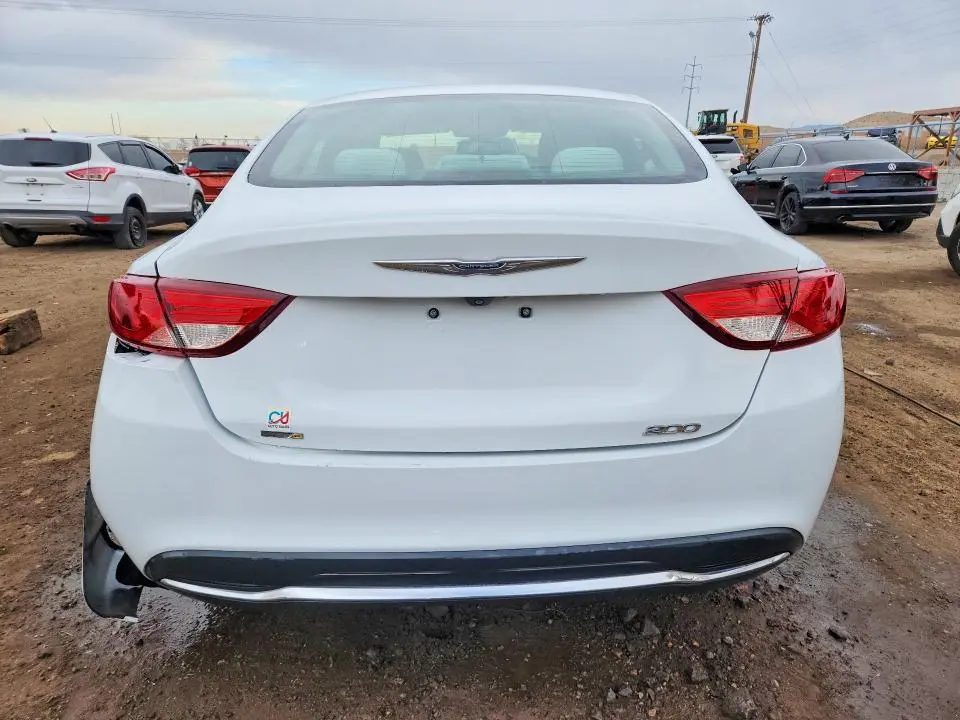 2016 CHRYSLER 200 LIMITED  