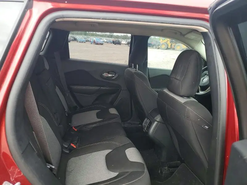 2014 JEEP CHEROKEE SPORT  