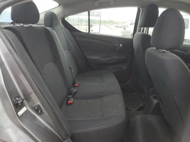 2016 NISSAN VERSA S  