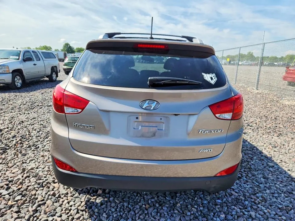 2013 HYUNDAI TUCSON GLS  