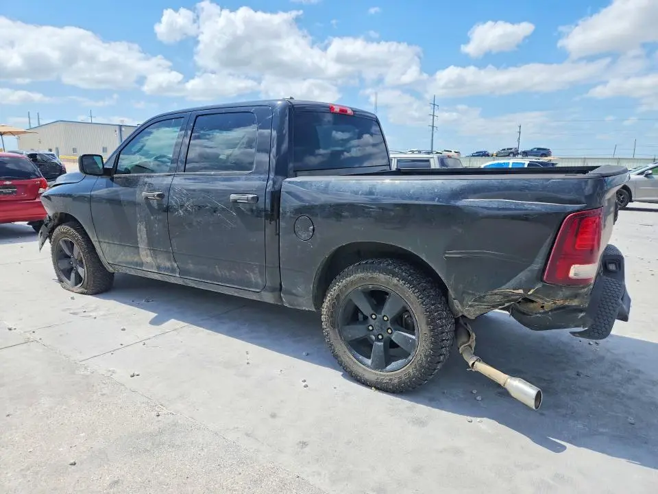 2015 RAM 1500 ST  